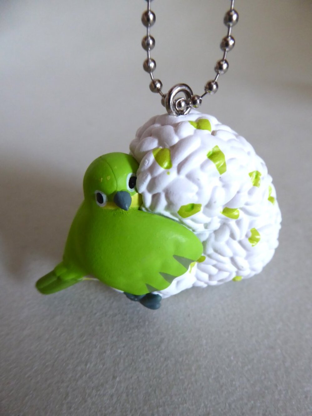 NEW JAPAN GACHAPON CAPSULE TOY GREEN BIRD ONIGIRI RICE BALL SERIES KEYCHAIN - Picture 2 of 16